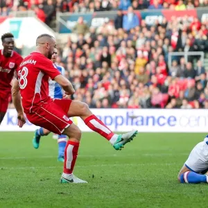 Bristol City Leads Blackburn Rovers 1-0: Aaron Wilbraham's Goal at Ashton Gate Stadium, Sky Bet EFL Championship Bristol City Leads Blackburn Rovers 1-0: Aaron Wilbraham's Goal at Ashton Gate Stadium, Sky Bet EFL Championship