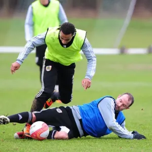 Bristol City: Nicky Maynard and Louis Carey in Intense Training Battle