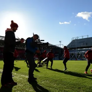 Bristol City Players Prepare for Hull City Clash during Warm-Up Session - November 2015 Bristol City Players Prepare for Hull City Clash during Warm-Up Session - November 2015