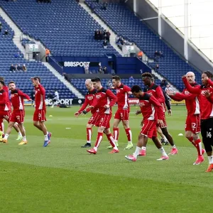 Bristol City Players Prepare for Preston North End Showdown in Sky Bet Championship (April 2017) Bristol City Players Prepare for Preston North End Showdown in Sky Bet Championship (April 2017)