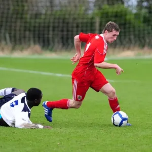 Brisol City U18 contro Tottenham Hotspur U18: Un primo sguardo al talento futuro della prima squadra (Stagione 10-11)
