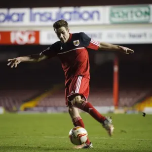 Bristol City U18s Advance in FA Youth Cup: Lewis Hall Scores the Decisive Goal Against Ipswich Town U18