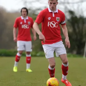Bristol City U21s Training: Gearing Up for the PDL2 Clash Against Ipswich Town Bristol City U21s Training: Gearing Up for the PDL2 Clash Against Ipswich Town