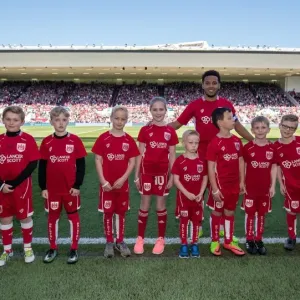 Bristol City vs Barnsley: Championship Clash - Mascots Lead the Way
