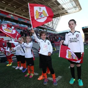 Bristol City vs Barnsley: Flag-Bearing Supporters at Ashton Gate, 2017