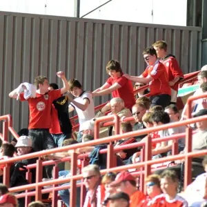 Bristol City vs. Barnsley Print - Season 10-11 Match Programme Bristol City vs. Barnsley Print - Season 10-11 Match Programme