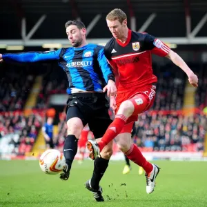 Bristol City vs Barnsley: Pearson vs Delap Clash in Npower Championship