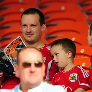 Bristol City vs. Blackpool Print: Championship Contenders Clash Bristol City vs. Blackpool Print: Championship Contenders Clash
