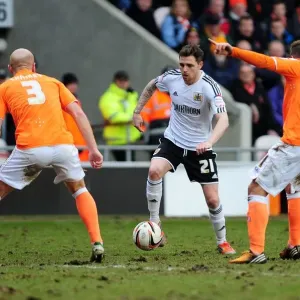 Bristol City vs Blackpool: Paul Anderson Faces Off Against Stephen Crainey and Angel