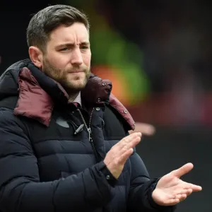 Bristol City vs. Bolton Wanderers: A Thrilling Sky Bet Championship Clash at Ashton Gate Stadium (March 2016) Bristol City vs. Bolton Wanderers: A Thrilling Sky Bet Championship Clash at Ashton Gate Stadium (March 2016)