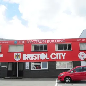 Bristol City vs Bradford City: Sky Bet League One Clash at Ashton Gate, August 2013 Bristol City vs Bradford City: Sky Bet League One Clash at Ashton Gate, August 2013