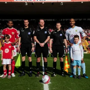 Season 10-11 Prints: Bristol City V Burnley