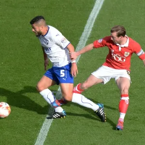 Bristol City vs Chesterfield: Wade Elliott Tackles Sam Morsy in Sky Bet League One Clash