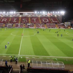 Season 13-14 Collection: Bristol City v Crawley Town