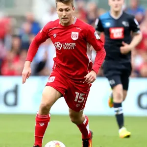 Bristol City vs Derby County: Luke Freeman in Action at Ashton Gate Stadium, 2016