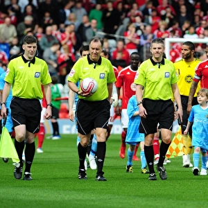 Season 10-11 Photographic Print Collection: Bristol City v Doncaster Rovers