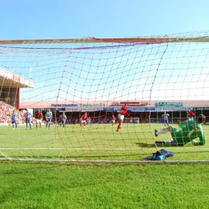 Bristol City vs Doncaster Rovers: A Football Rivalry - Season 08-09