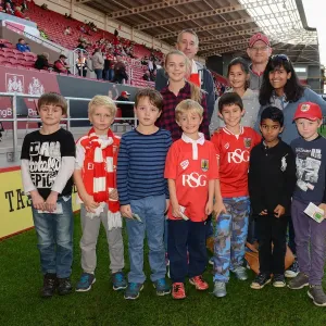 Bristol City gegen Fulham: Sky-Bet-Championship-Spiel bei Ashton Gate am 31. Oktober 2015 Bristol City gegen Fulham: Sky-Bet-Championship-Spiel bei Ashton Gate am 31. Oktober 2015