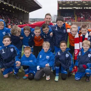 Bristol City vs Gillingham: Intense Football Action at Ashton Gate - 14/03/2015