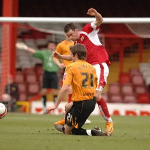Bristol City vs Hull City: McIndoe's Midfield Showdown - A Football Battle