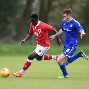 Bristol City vs Ipswich Town: A Clash Between Matt Mattis and Joe Robinson in U21 PDL2 Match Bristol City vs Ipswich Town: A Clash Between Matt Mattis and Joe Robinson in U21 PDL2 Match