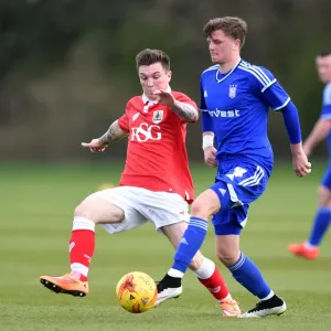 Bristol City vs Ipswich Town: Jamie Horgan vs James Blanchfield - Intense Rivalry in U21 Football Bristol City vs Ipswich Town: Jamie Horgan vs James Blanchfield - Intense Rivalry in U21 Football
