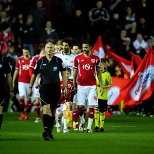 Zweikampf zwischen Bristol City und Leicester City im Fußball-Showdown am Ashton-Gate-Stadion - dem 6. März 2012 Zweikampf zwischen Bristol City und Leicester City im Fußball-Showdown am Ashton-Gate-Stadion - dem 6. März 2012