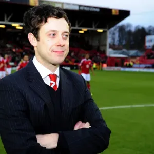 Bristol City vs Middlesbrough: 2010-11 Season Showdown - A Football Rivalry Unfolds