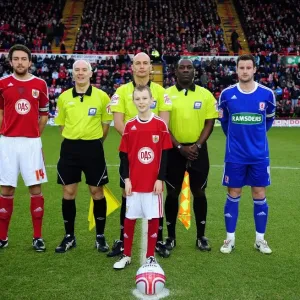 Bristol City vs Middlesbrough: 2010-11 Season Showdown - A Football Rivalry Unfolds