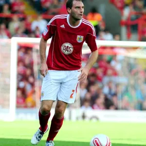 Bristol City vs Millwall: A Football Showdown - Season 10-11
