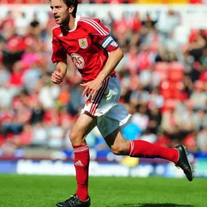 Bristol City vs Millwall: A Football Showdown - Season 10-11
