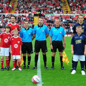 Bristol City vs Millwall: A Football Showdown - Season 10-11