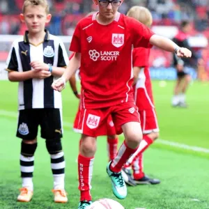 Bristol City vs Newcastle United: Clash at Ashton Gate - Sky Bet Championship (2016)