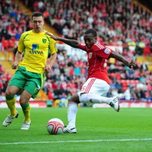 Bristol City vs Norwich City Print: Season 10-11 Match Programme