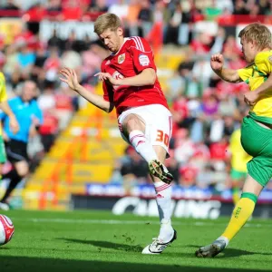 Bristol City vs Norwich City Print - Season 10-11 Match Programme
