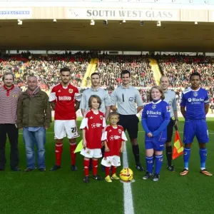 Bristol City vs Oldham Athletic: Thrilling Clash in Sky Bet League One Football, November 2013 - Mascots Face-Off Bristol City vs Oldham Athletic: Thrilling Clash in Sky Bet League One Football, November 2013 - Mascots Face-Off
