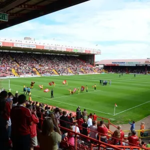 Bristol City vs Portsmouth: A Football Rivalry - Season 11-12