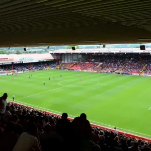 Bristol City vs Portsmouth: A Football Showdown - Season 11-12