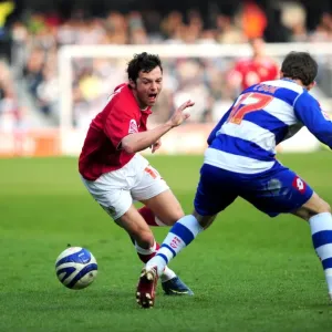 Bristol City vs. QPR: A Football Rivalry - The Battle on the Field (Season 08-09)