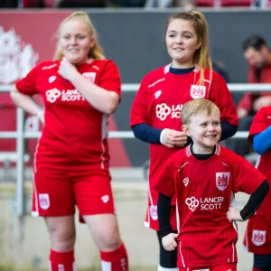 Season 16/17 Photographic Print Collection: Bristol City v Rotherham United