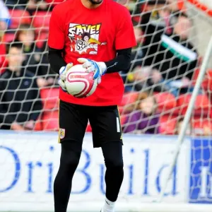 Bristol City vs Scunthorpe United: A Football Rivalry - Season 10-11