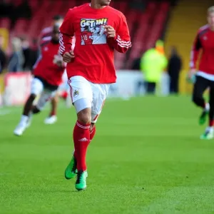 Bristol City vs Scunthorpe United: A Football Showdown - Season 10-11