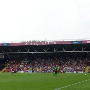 Bristol City vs Scunthorpe United: A Sky Bet League One Battle at Ashton Gate, September 2014