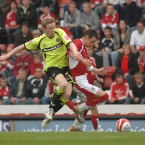 Bristol City vs Sheffield United: Michael McIndoe in Action Bristol City vs Sheffield United: Michael McIndoe in Action