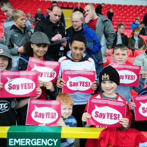 Bristol City vs Sheffield Wednesday: A Football Rivalry Unfolds - Season 09-10