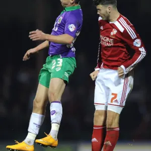 Bristol City vs Swindon Town: Joe Bryan vs Ben Gladwin Heading Battle