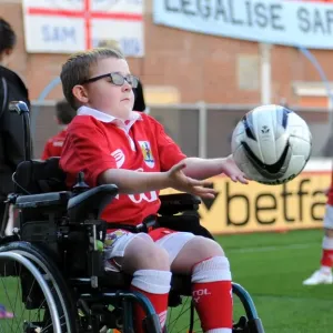 Bristol City vs Swindon Town: Sky Bet League One Showdown at Ashton Gate Stadium - 8 April 2015 Bristol City vs Swindon Town: Sky Bet League One Showdown at Ashton Gate Stadium - 8 April 2015