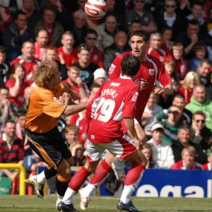 Bristol City vs. Wolverhampton Wanderers: A Football Rivalry - Season 07-08