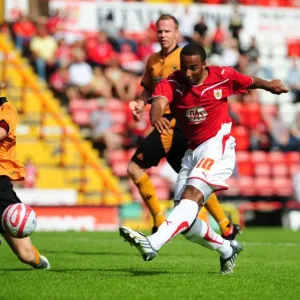 Bristol City vs. Wolverhampton Wanderers: A Peek into the 09-10 First Team's Pre-Season Training