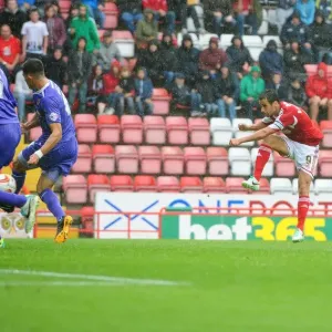 Bristol City vs Wolves: Sam Baldock's Shot Blocked at Ashton Gate, Sky Bet League One